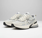 رنگ خاکستری